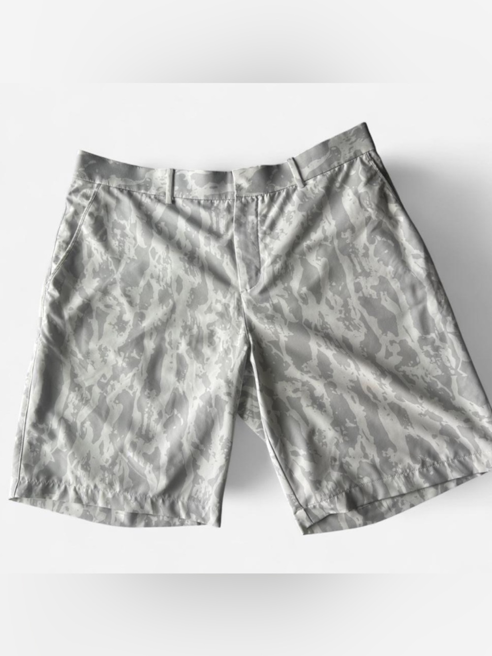 Nike Men's golf Light Gray Camo Athletic Shorts